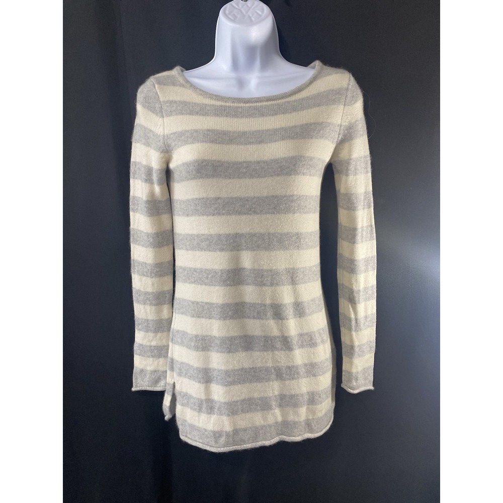 Athleta Womens 100% Cashmere Sweater Size XXS Preppy Scandi Chic Super Soft Warm